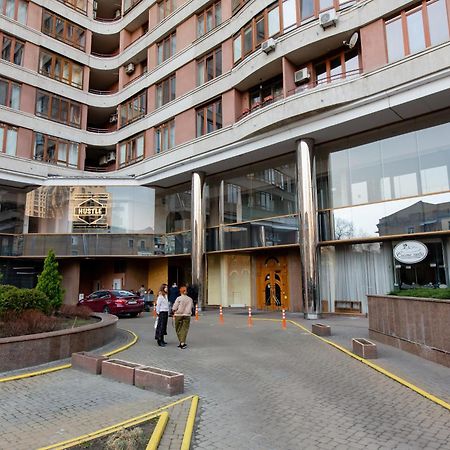 Apartments On Zhilyanskaya Street 59 Киев Екстериор снимка