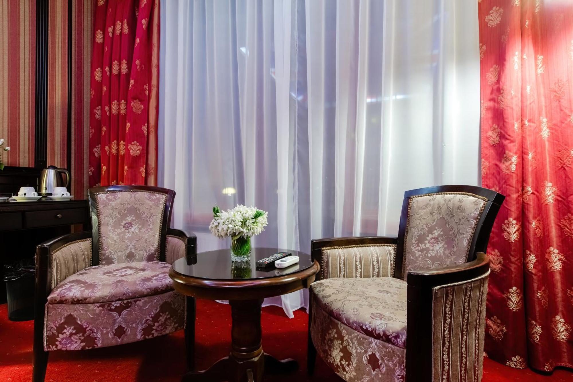Apartments On Zhilyanskaya Street 59 Киев Екстериор снимка